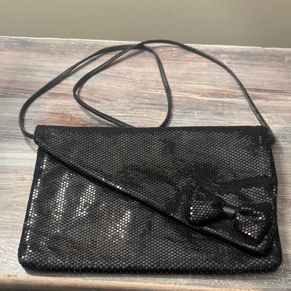 Elegant Black vintage metallic mesh purse with bow